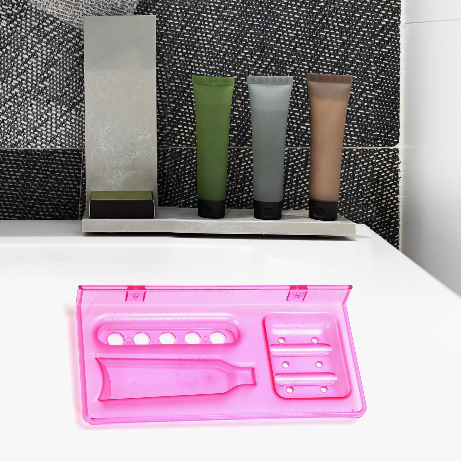 3-in-1 glass soap dish, suitable for stand use 3-in-1 glass soap dish, suitable for stand use